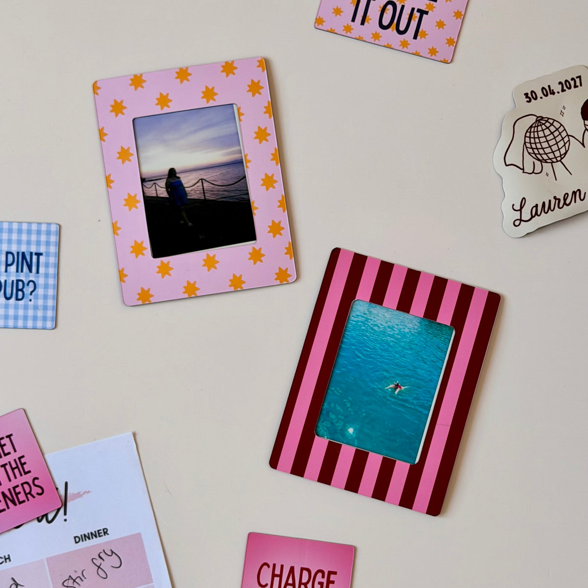 Star magnetic photo frame
