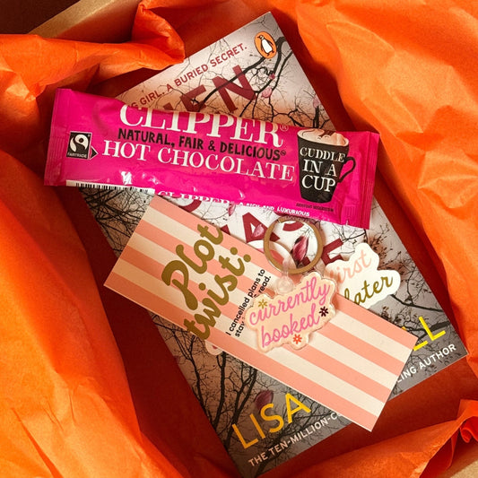 Monthly Bookish Box | The Short Stuff Club