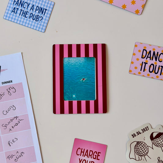 Burgundy & pink striped magnetic photo frame