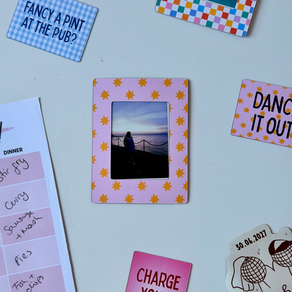Star magnetic photo frame