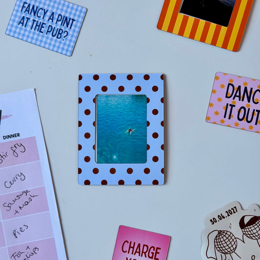 Polka dot magnetic photo frame